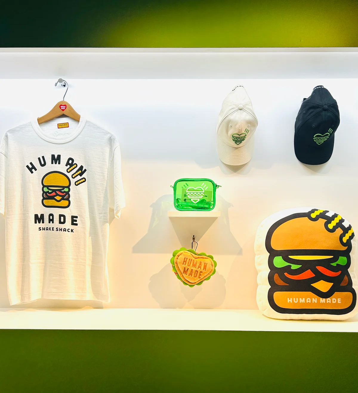 SHAKE SHACK×HUMAN MADEコラボグッズ