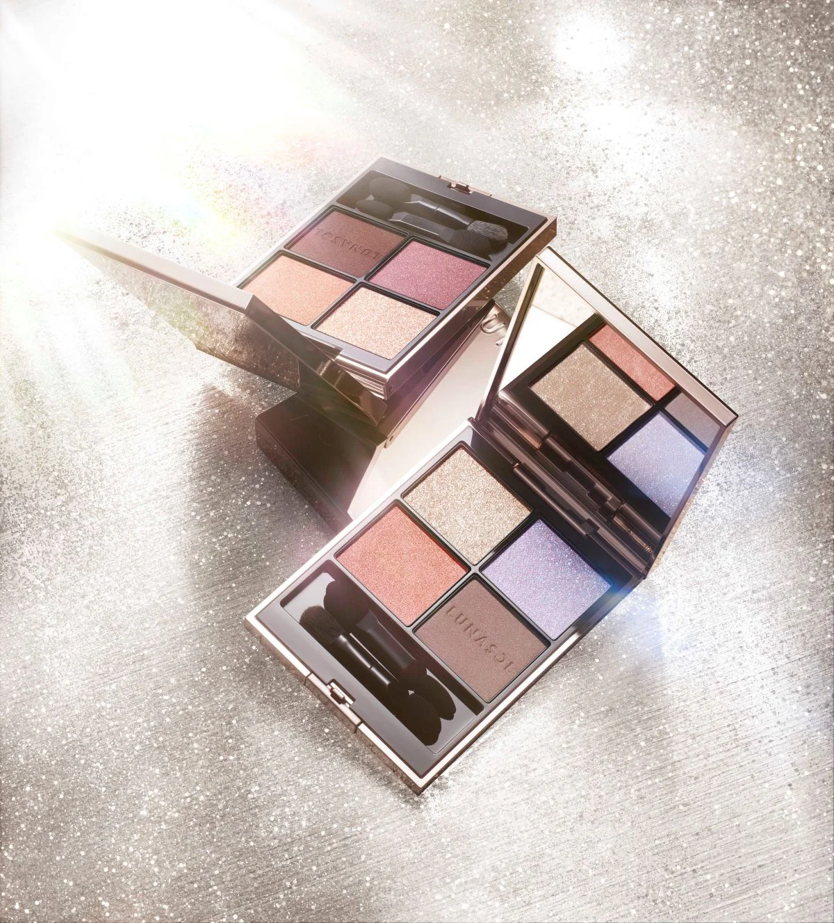 カネボウ化粧品 ルナソル アイカラーレーションN 下から／EX12、EX13 各￥7,700〈2025年11月21日限定発売〉