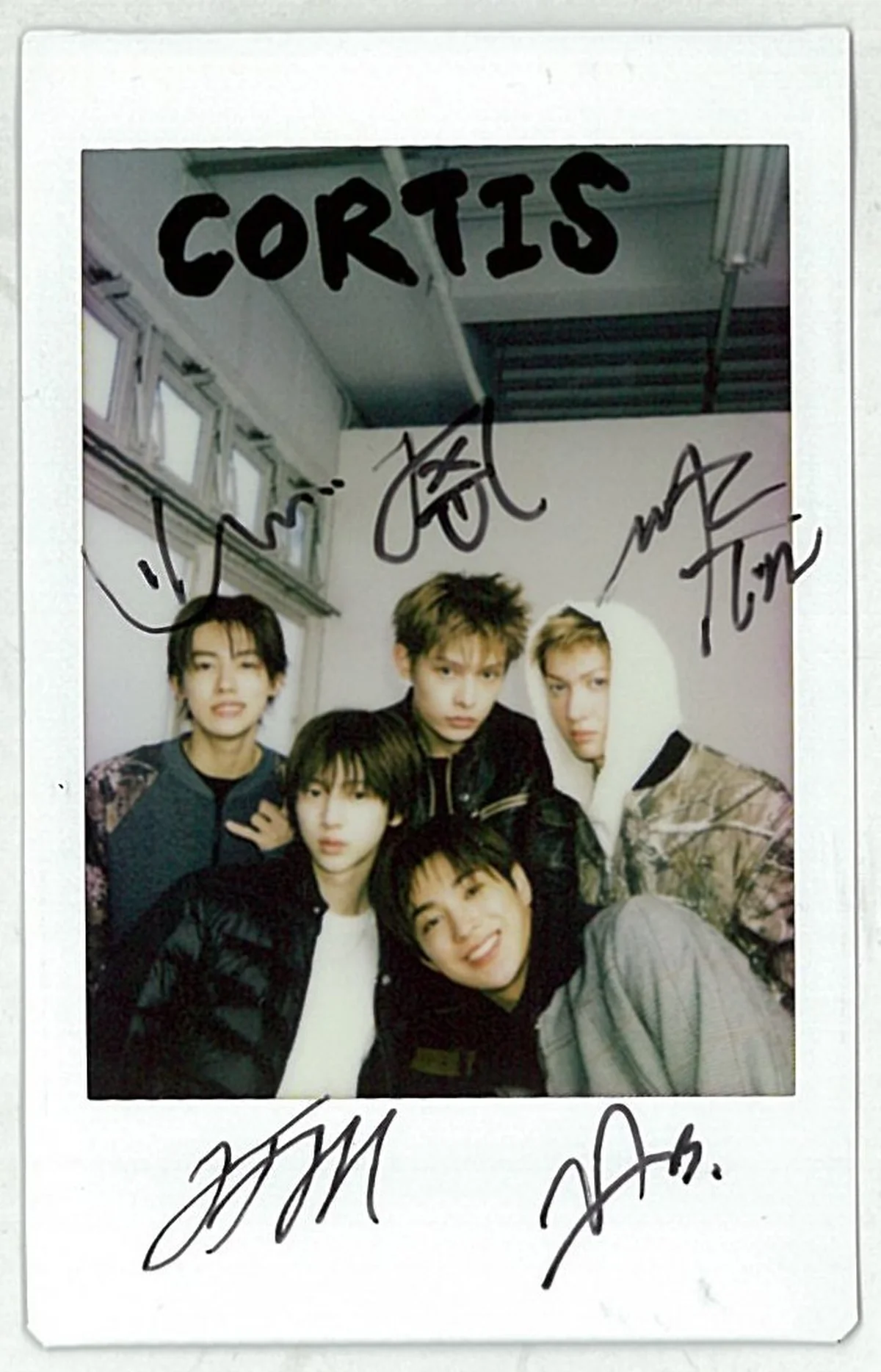 CORTISのサイン入りプレゼント写真 SPUR3月号