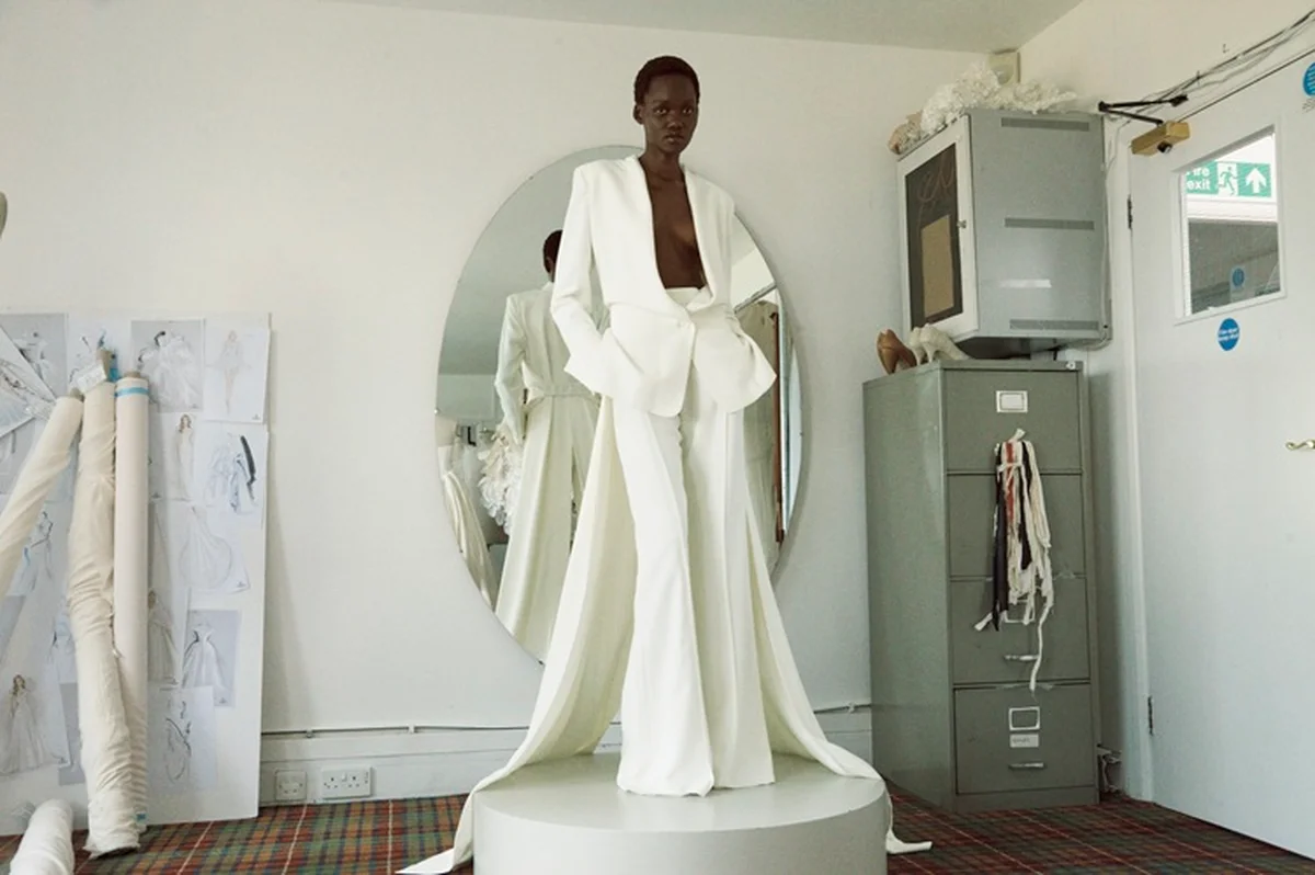 ヴィヴィアン・ウエストウッドのパンツルックスタイル