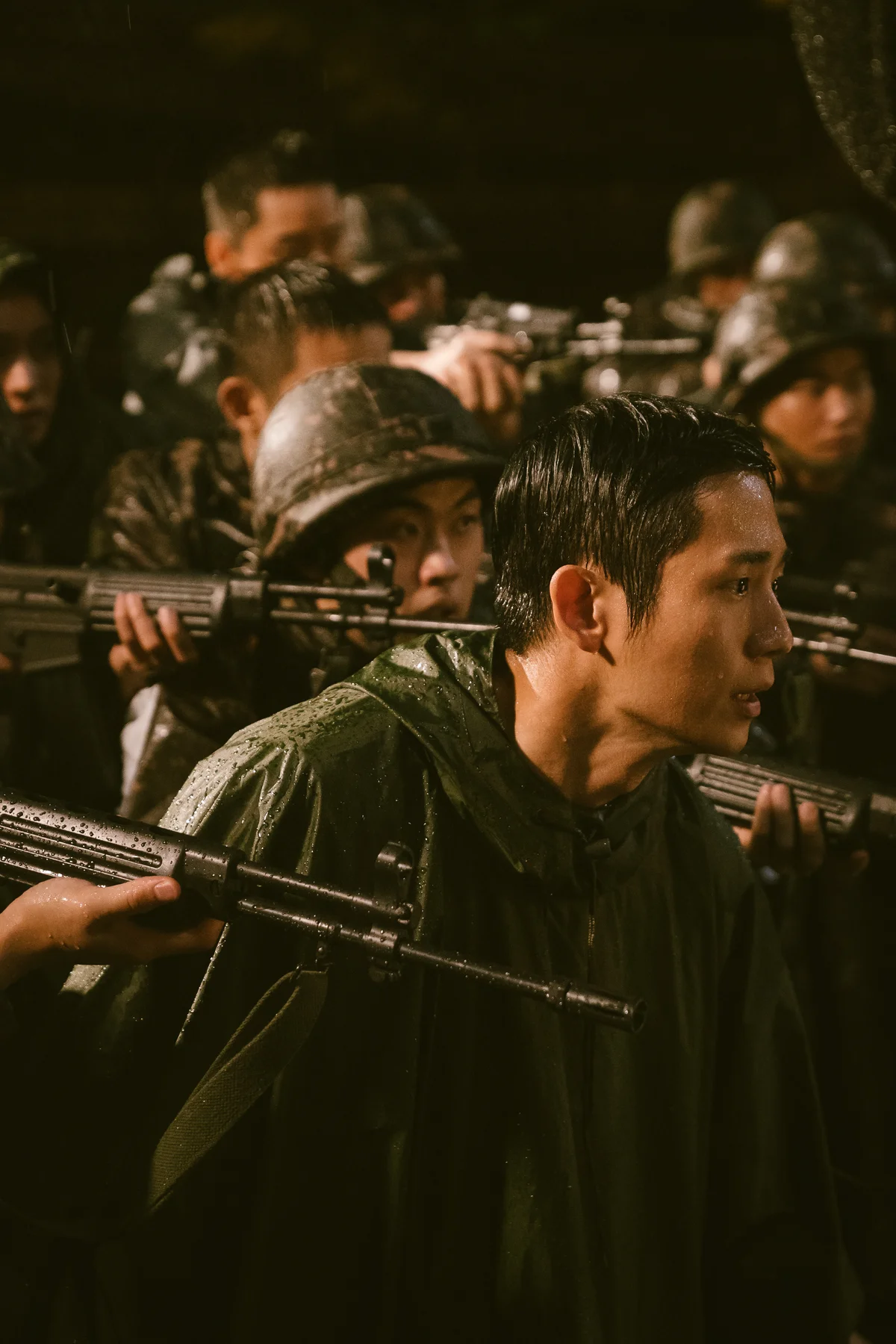 チョン・ヘイン　Netflix韓国ドラマ『D.P. -脱走兵追跡官-』の場面写真　韓国俳優