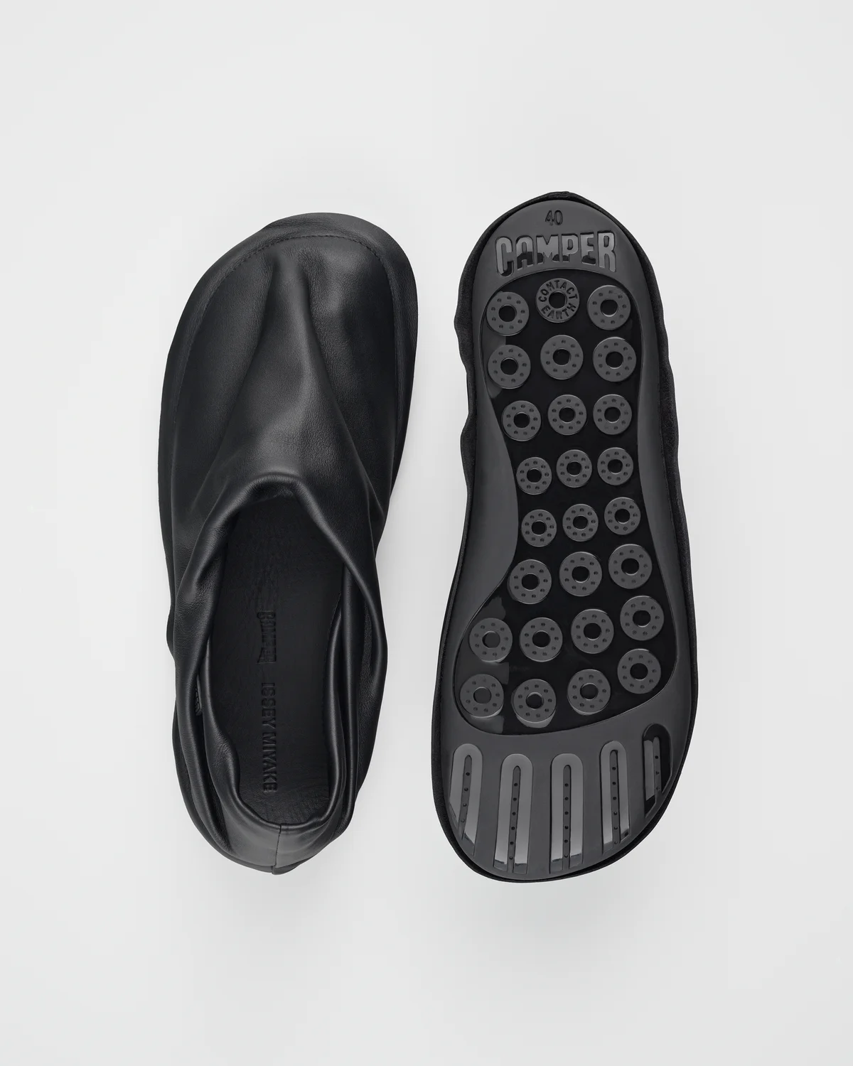 CAMPER / ISSEY MIYAKE 　Peu Form