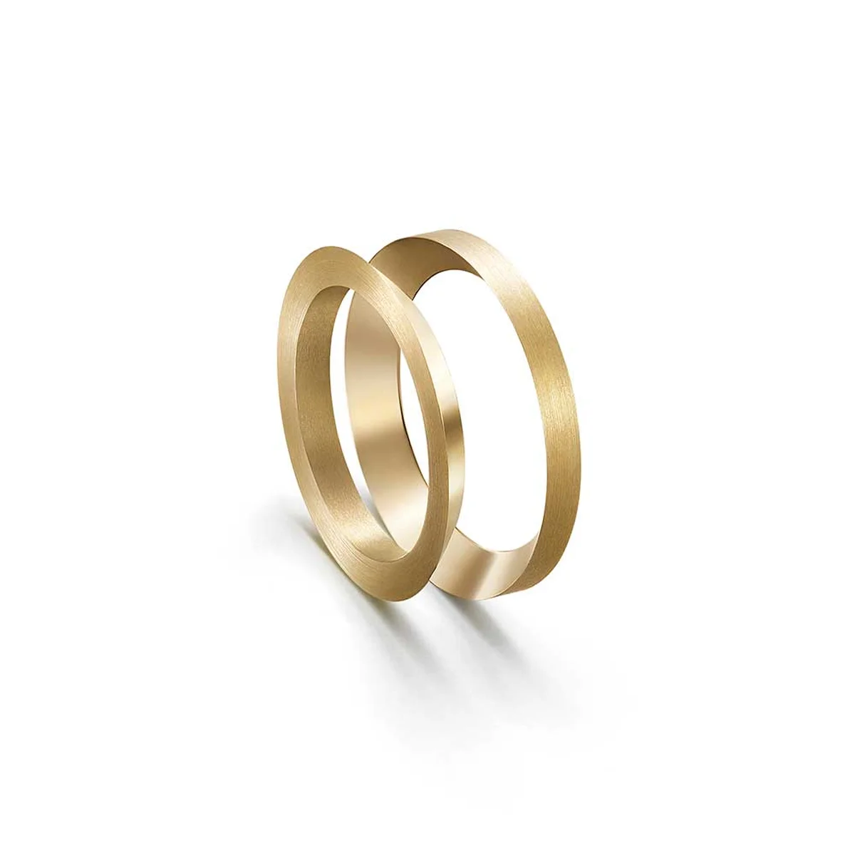 「アングル」リング 01 45°〈18KYG〉¥484,000