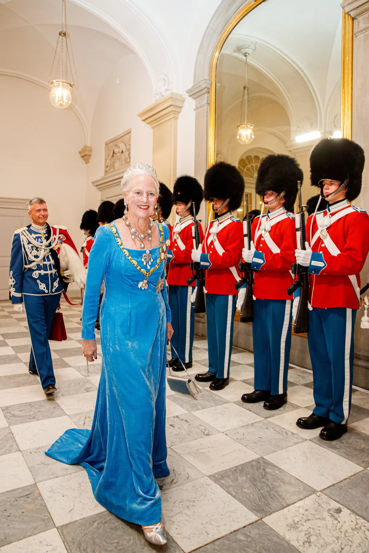 デンマーク女王が孫４人の「王子」「王女」の画像_10