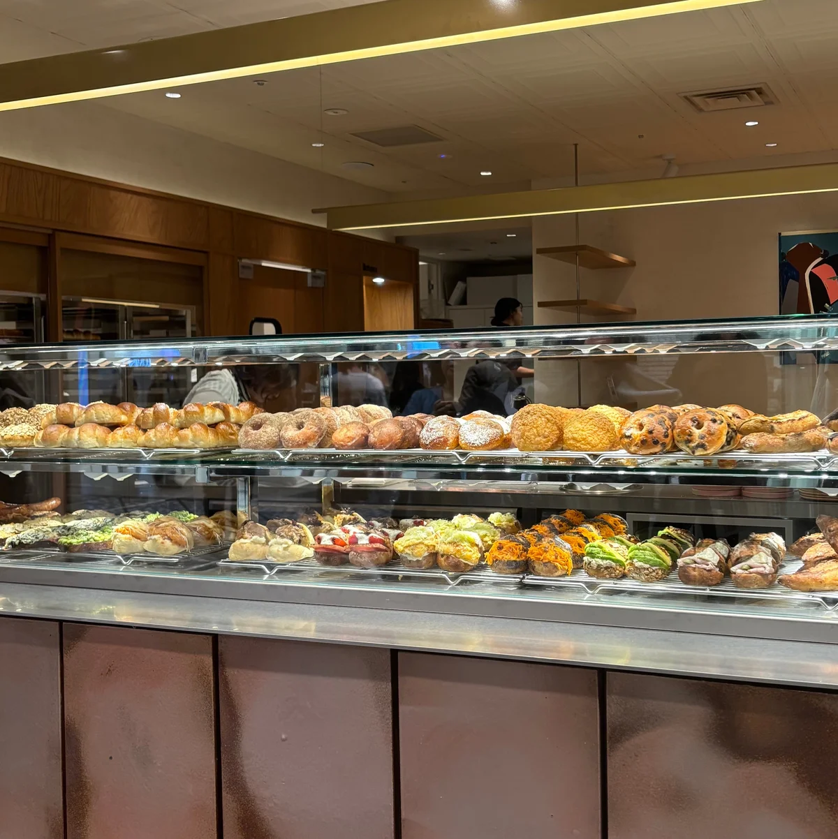 トリュフベーカリー　TRUFFLE BAKERY  新宿店　ショーケース