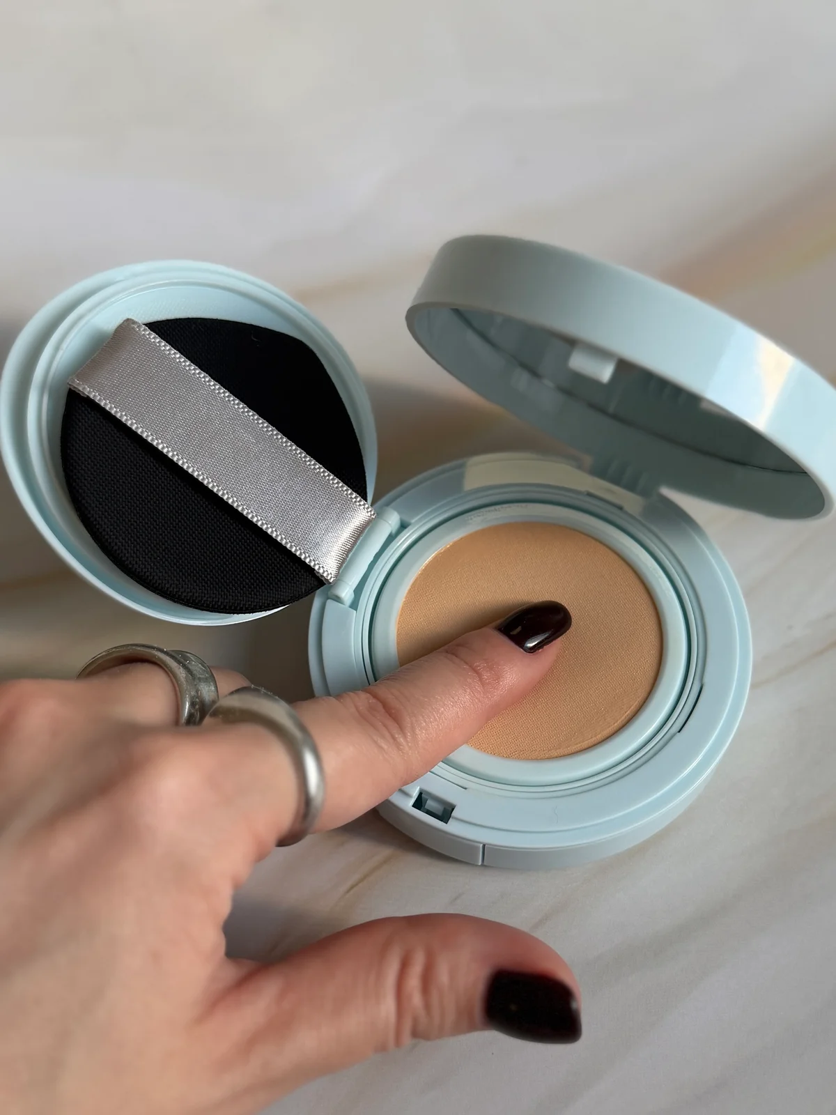 乾燥さん 水分力スキンケア クッションファンデーション 01のメッシュ部分の画像