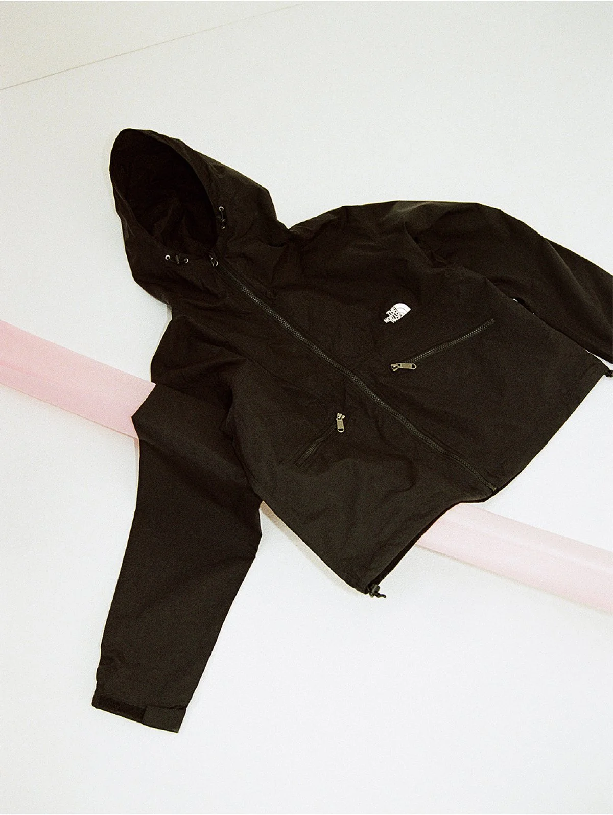 ザ・ノース・フェイス　THE NORTH FACE　ライトアウター