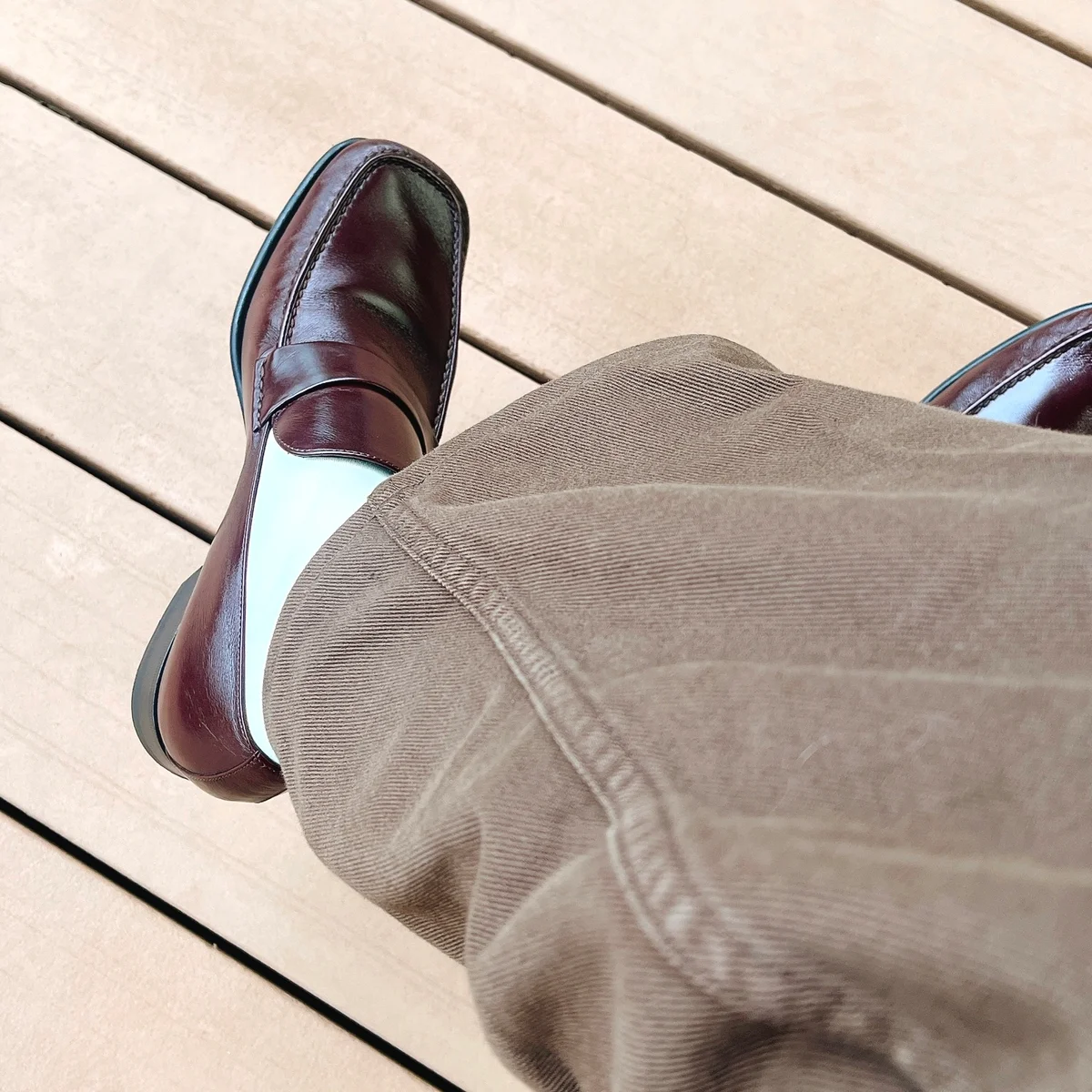 フィービー ファイロのローファー