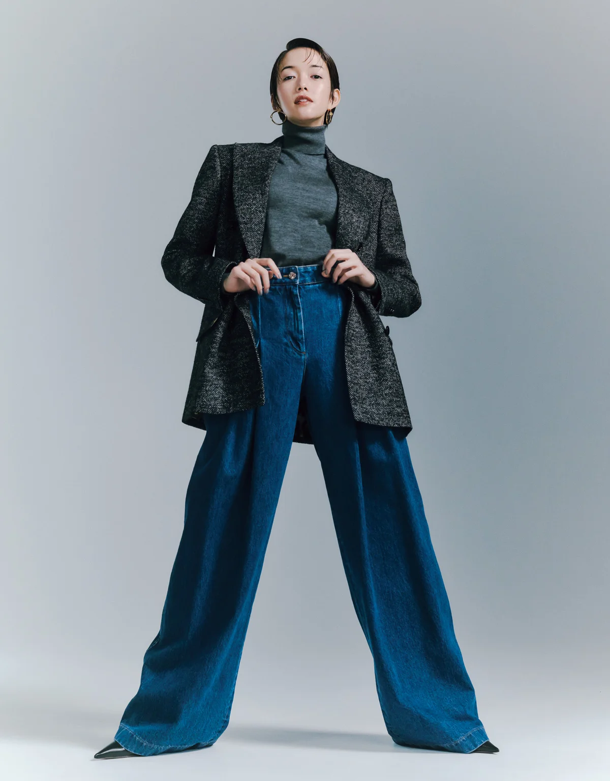 「 Dolce＆Gabbanaのワイドデニム」 佐藤栞里