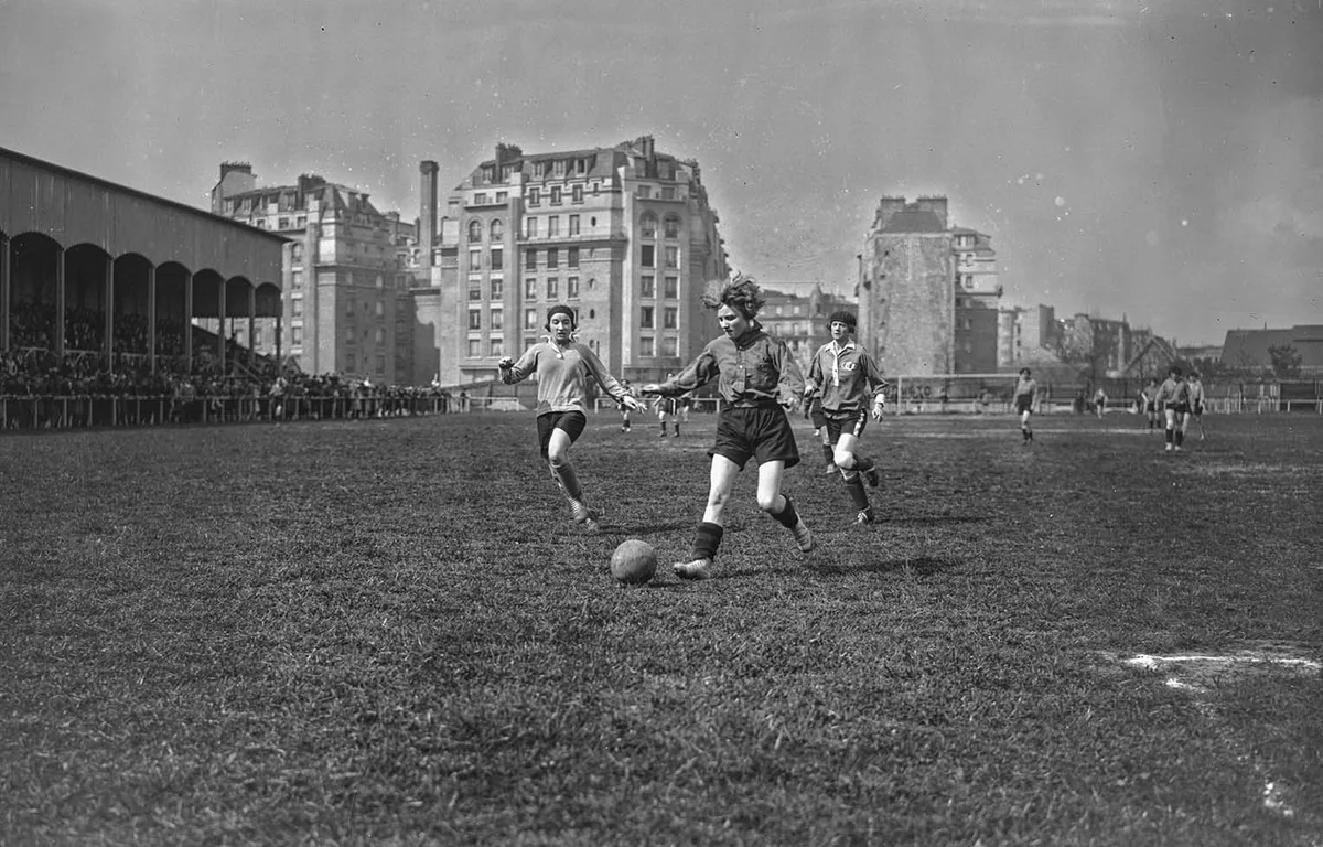 １９世紀　サッカー
