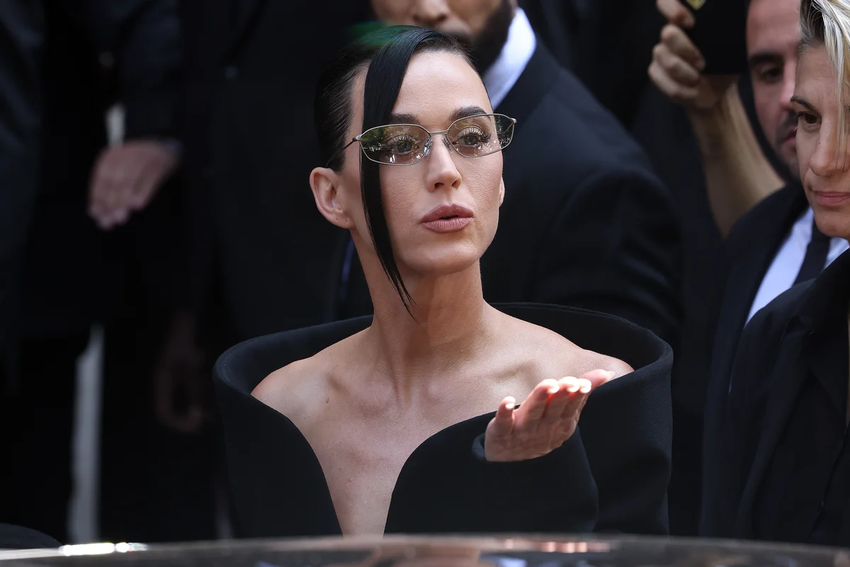 ケイティ・ペリー、カナダの元首相ジャステの画像_2
