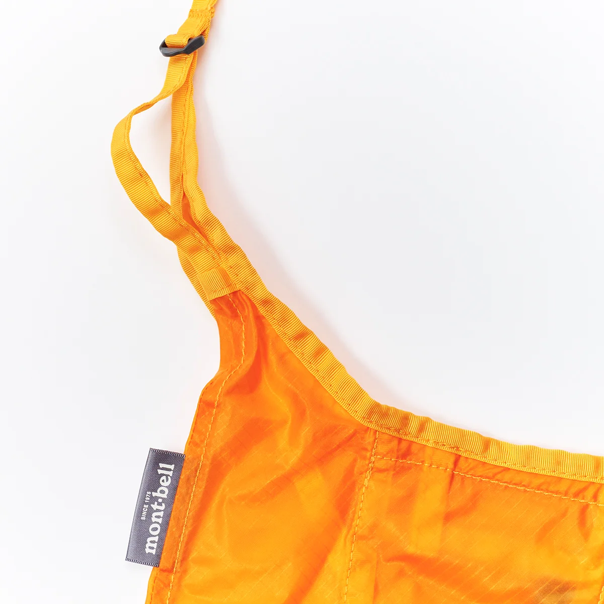 モンベルの「U.L.MONO ポーチ M」　ディテール