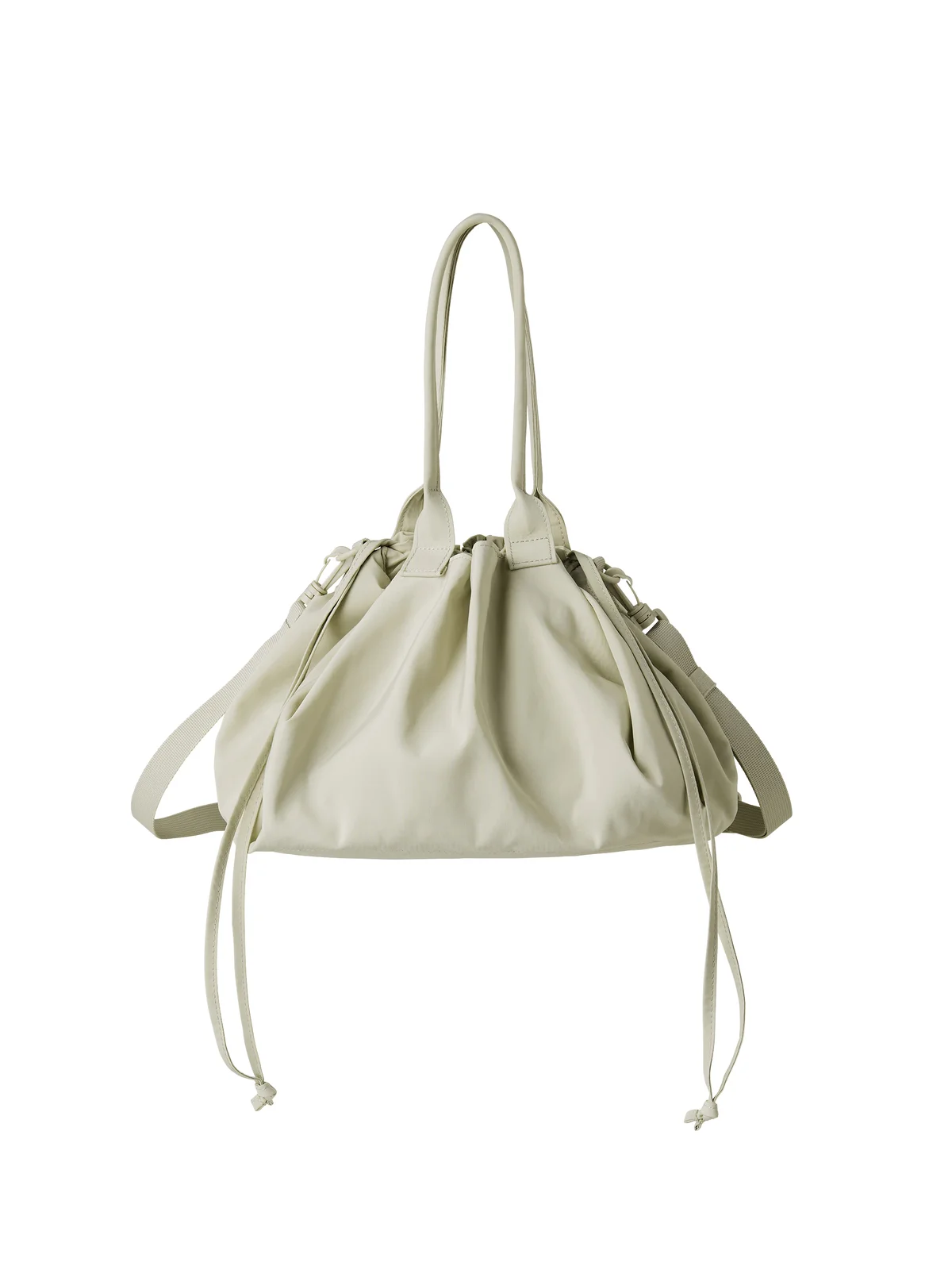 ユニクロ：シーのドローストリングバッグ