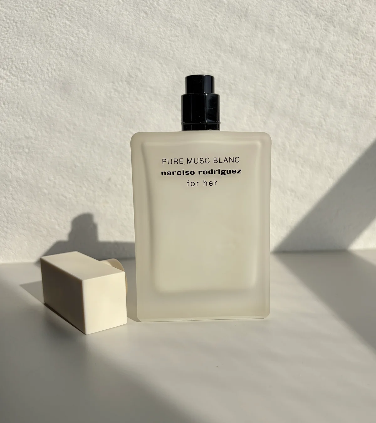 ナルシソ ロドリゲスの香水はヴェールのように肌を覆う、ミストの細かさも良い
