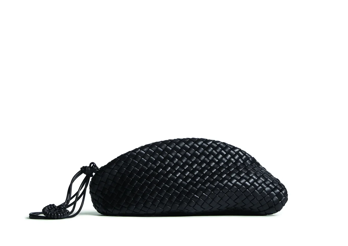 ボッテガ・ヴェネタ、新たな「アマソナ180」がローンチ