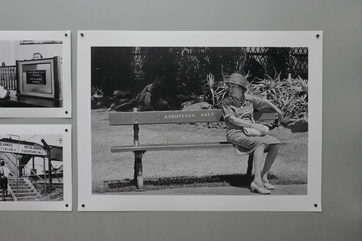 アーネスト・コール「囚われの地（House of Bondage）」の展示風景