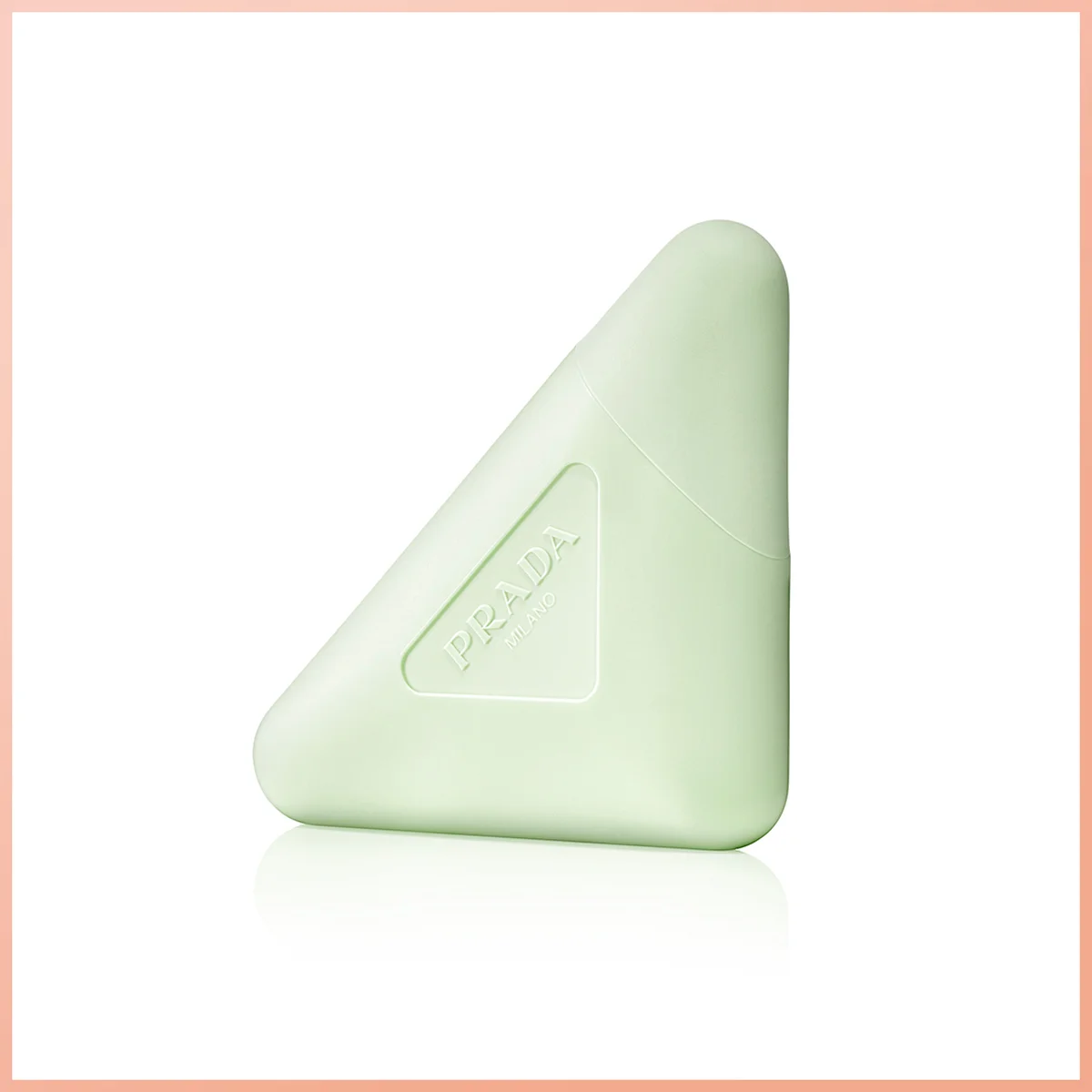 プラダ ハンド トリプルケア ハンドクリーム