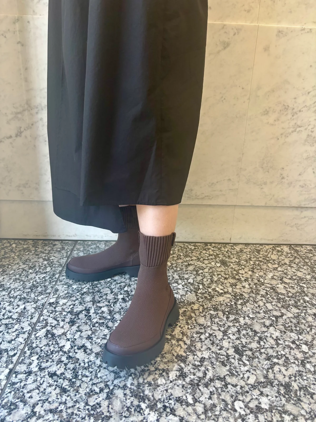 emmi　エミ　エコニットブーツ　試着　履き心地