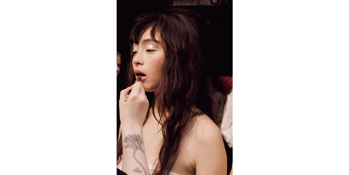セシリー バンセン　モトーラ世理奈
