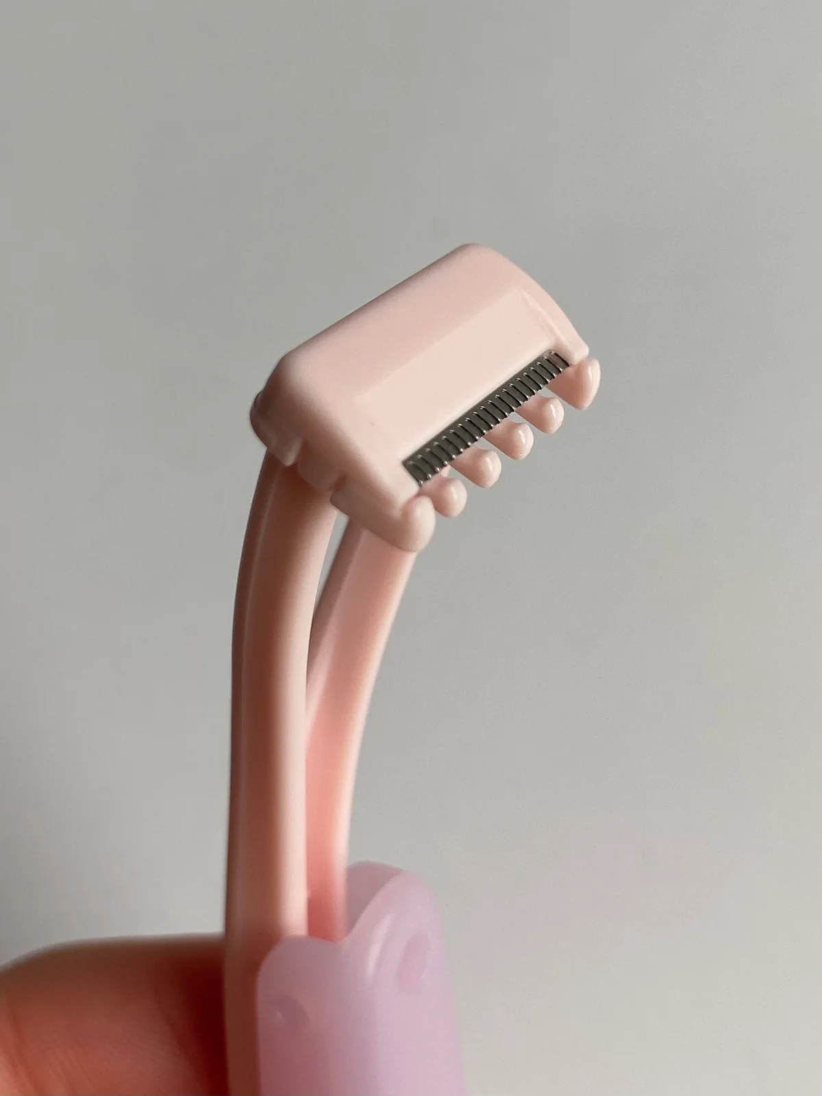 ピアニィVIO そる用 の刃に寄った写真