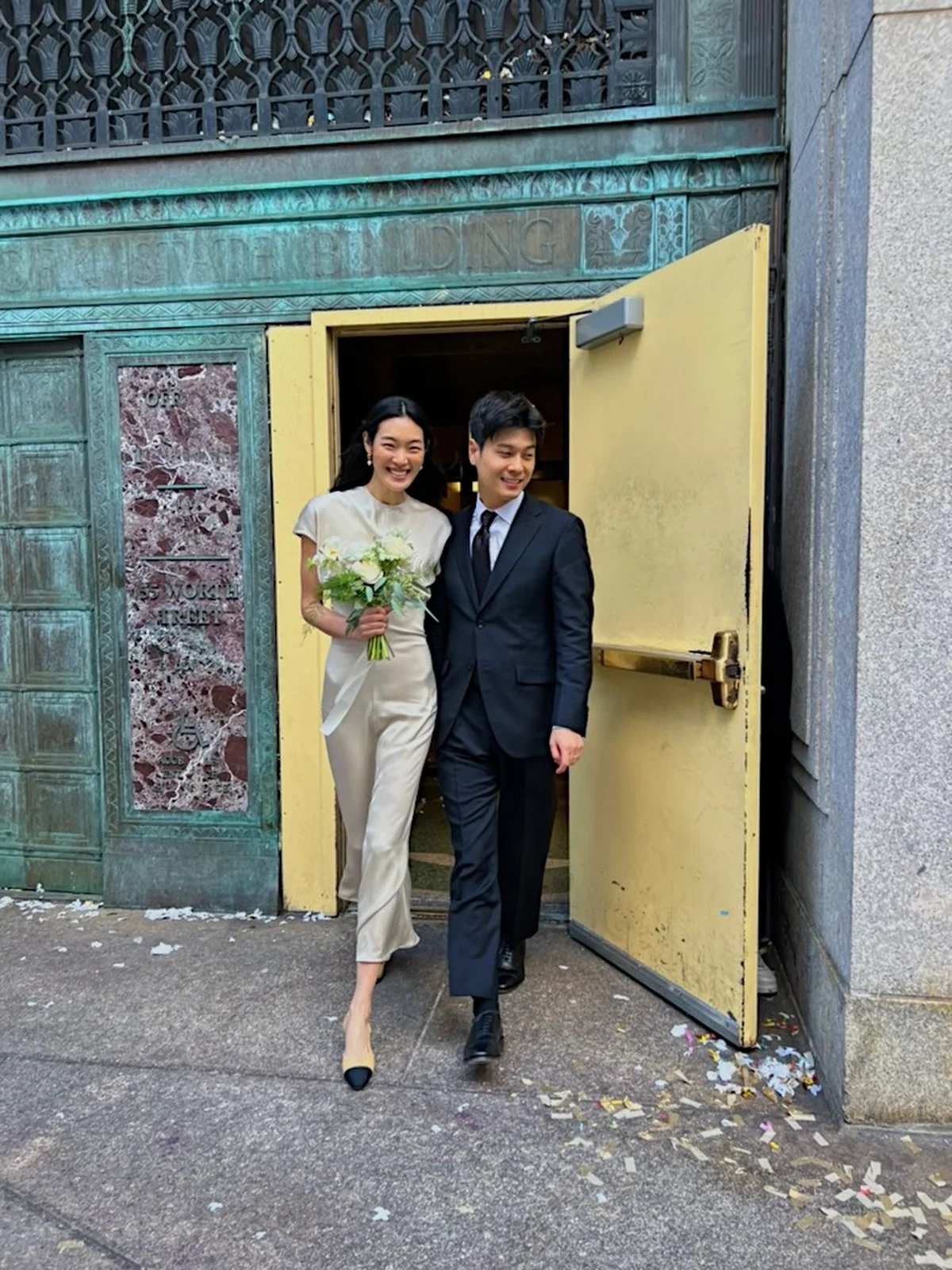入籍を終えてハッピームードなモデルCHIHARUとダニエルさん