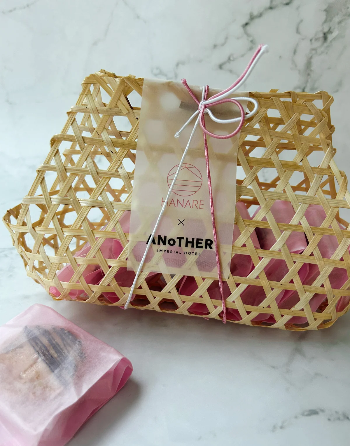 パッケージ 帝国ホテル 大三萬年堂HANARE コラボ