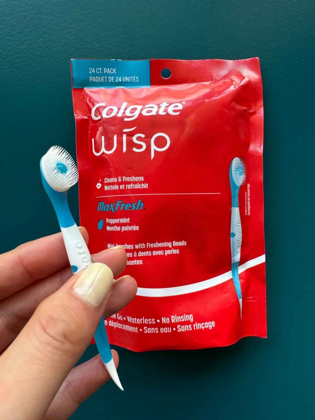 コルゲート　ミニ歯ブラシ　Colgate Max Fresh Wisp