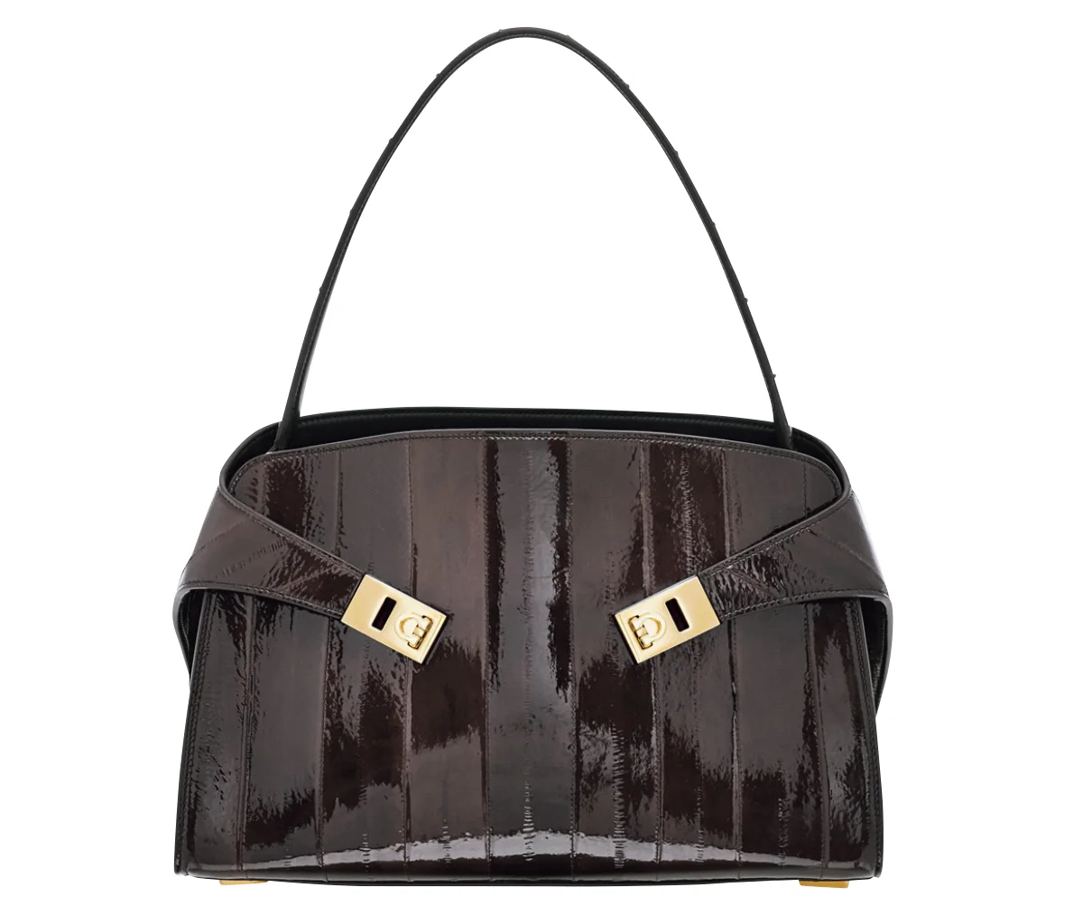 イールレザーを使ったFERRAGAMO（フェラガモ）のバッグ