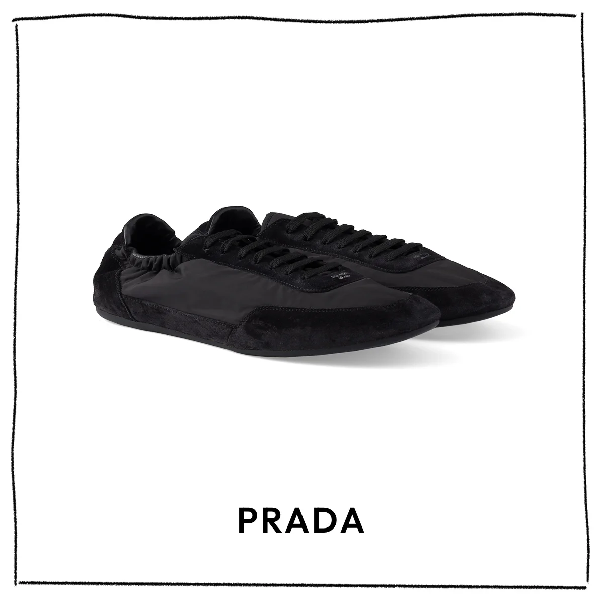 黒スニーカー　プラダ（PRADA）　¥146,300