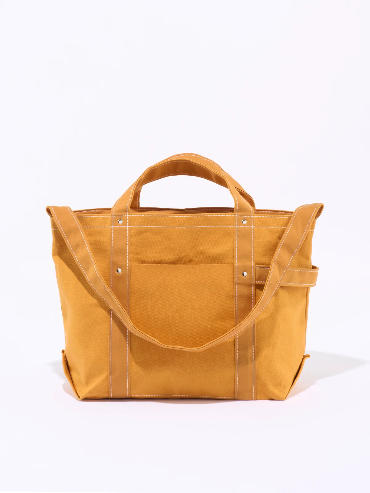 【テンベア】の「HARVEST TOTE LARGE」は旅に便利な大容量サイズ