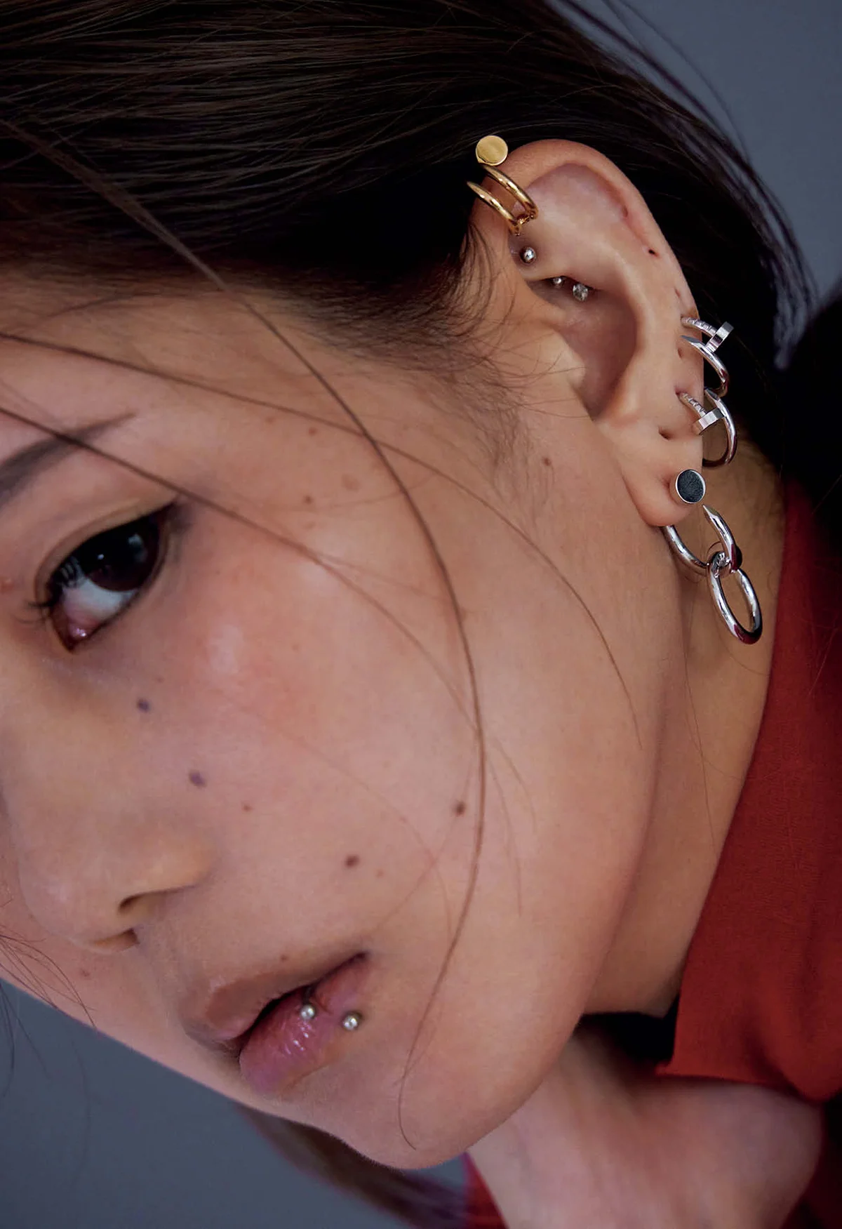 ピアス「ジュス ト アン クル」・ピアス「ジュスト アン クル」・イヤカフ 「ジュスト アン クル」 カルティエ 金原ひとみ