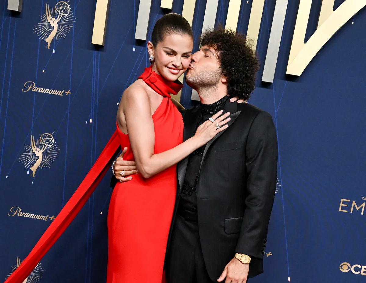 セレーナ・ゴメス＆ベニー・ブランコが結婚の画像_6