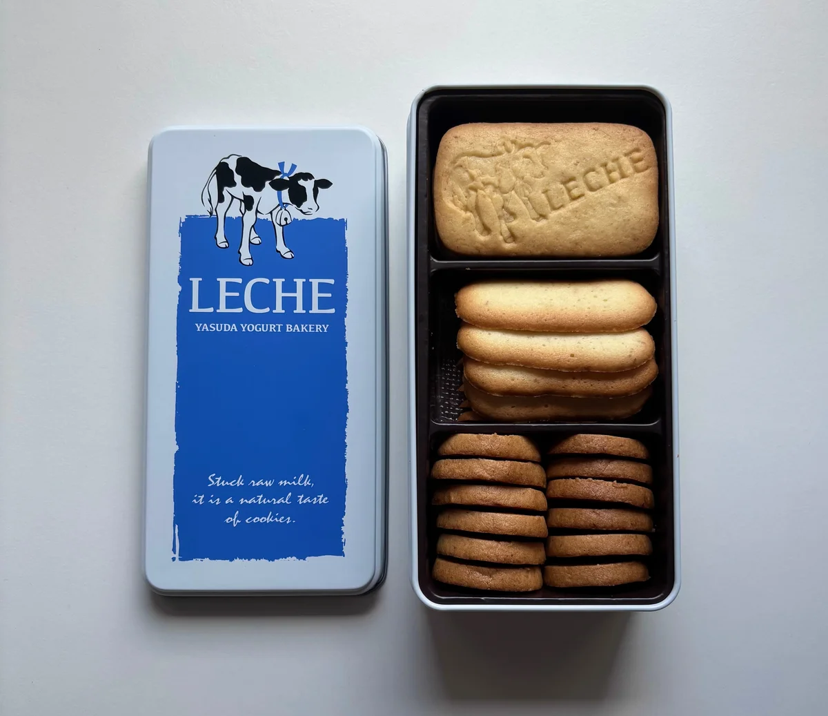 ヤスダヨーグルト クッキー缶 LECHE Ao