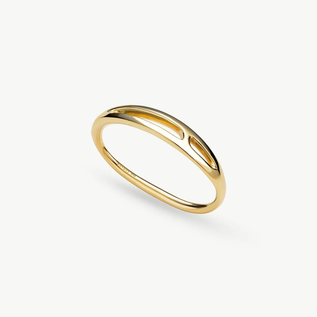 「フロントオープンリング 06」〈K18〉¥850,000