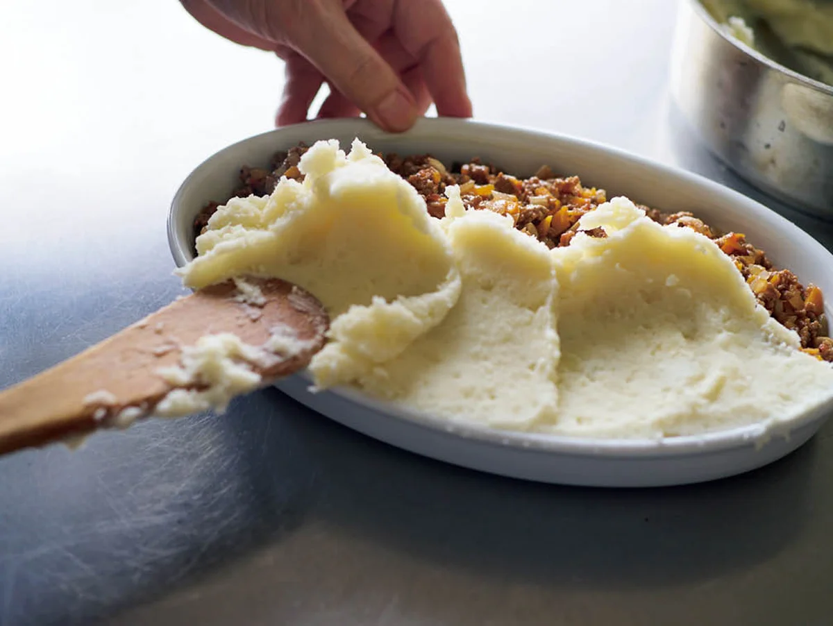 【長尾智子の旅する食卓｜レシピ】イギリスのシェパーズパイ