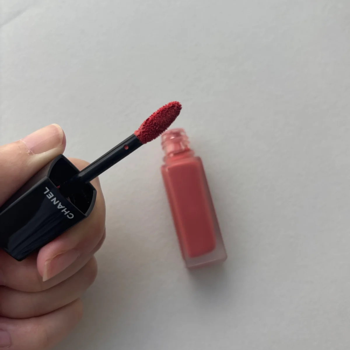 シャネル　CHANEL  ルージュ アリュール リクィッド ヴェルヴェット　ブラシ