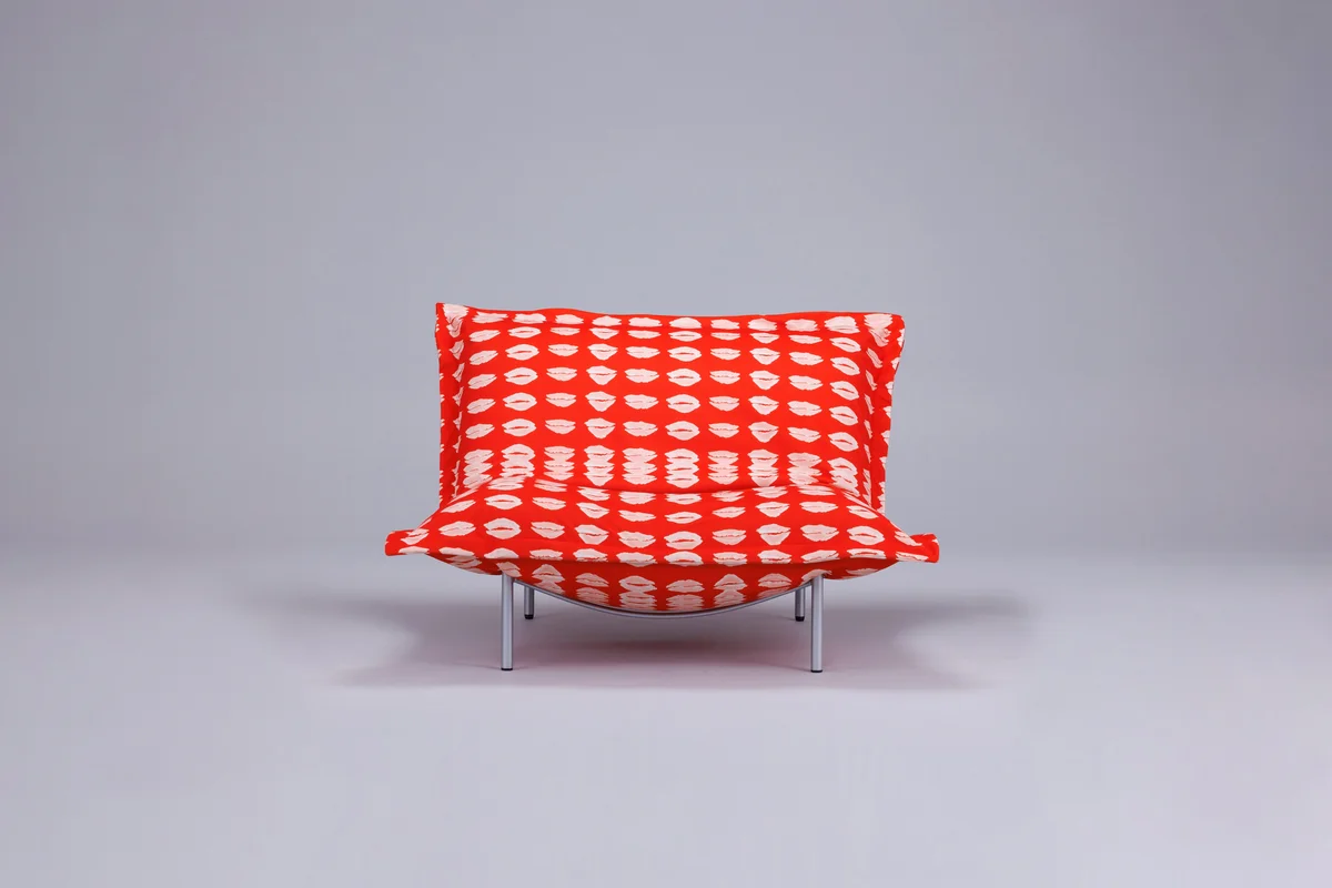 リーン・ロゼ　ligne roset　ROSETCALIN30thとんだ林蘭モデル 白ベース・赤ベース