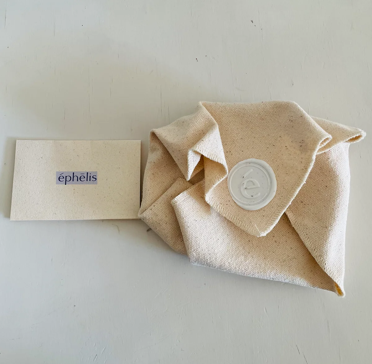 ephelisのパッケージ