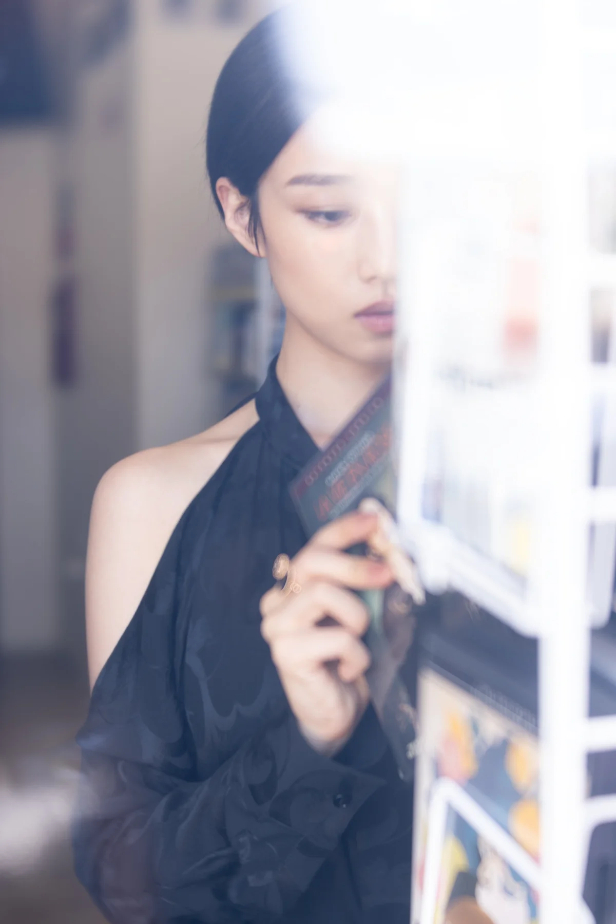 DIOR ディオール 2027年フォールコレクション に合わせロサンゼルスのVidiotsを訪れたアンバサダーの河合優実