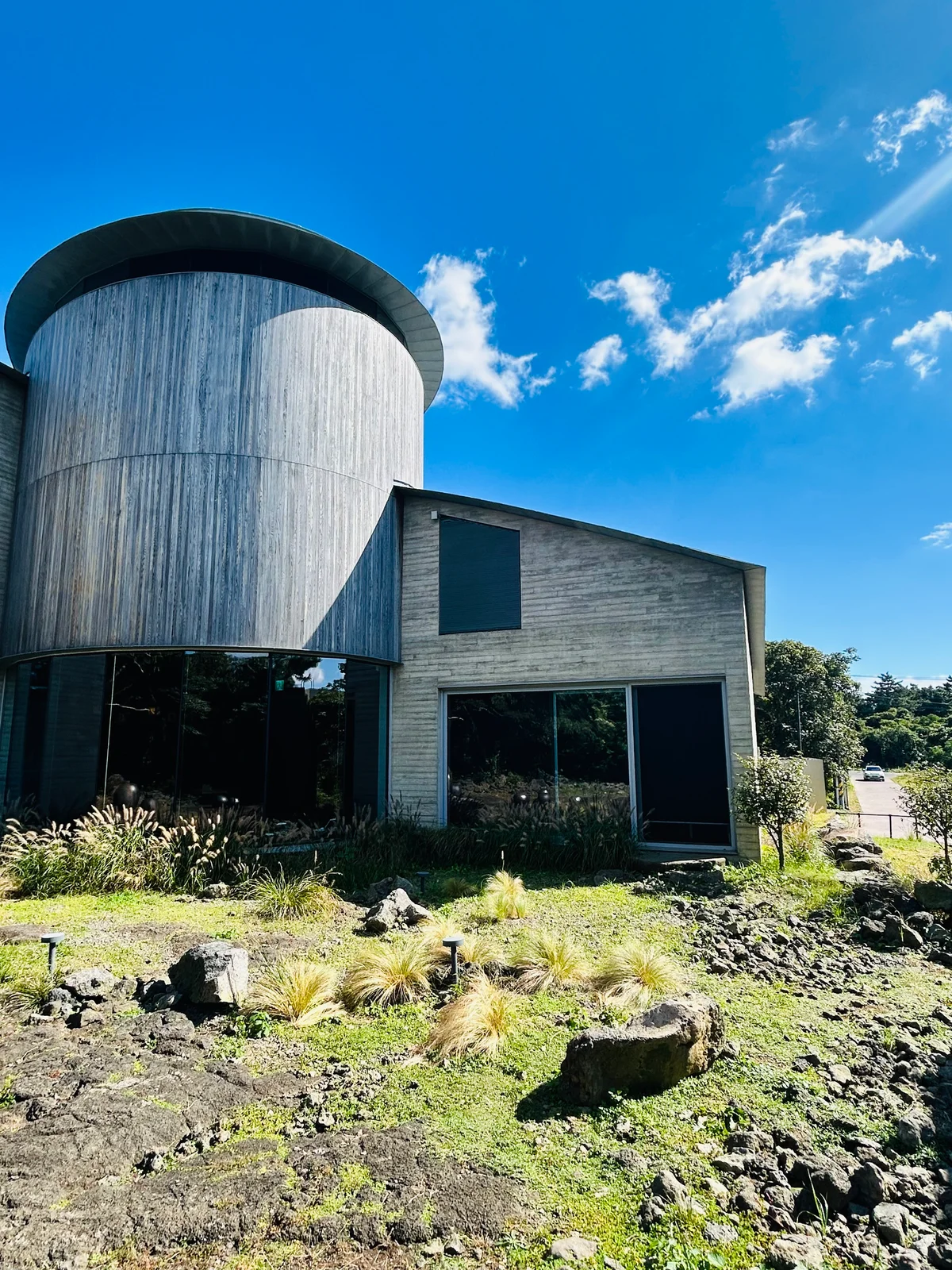 伊丹潤ミュージアム　유동룡미술관