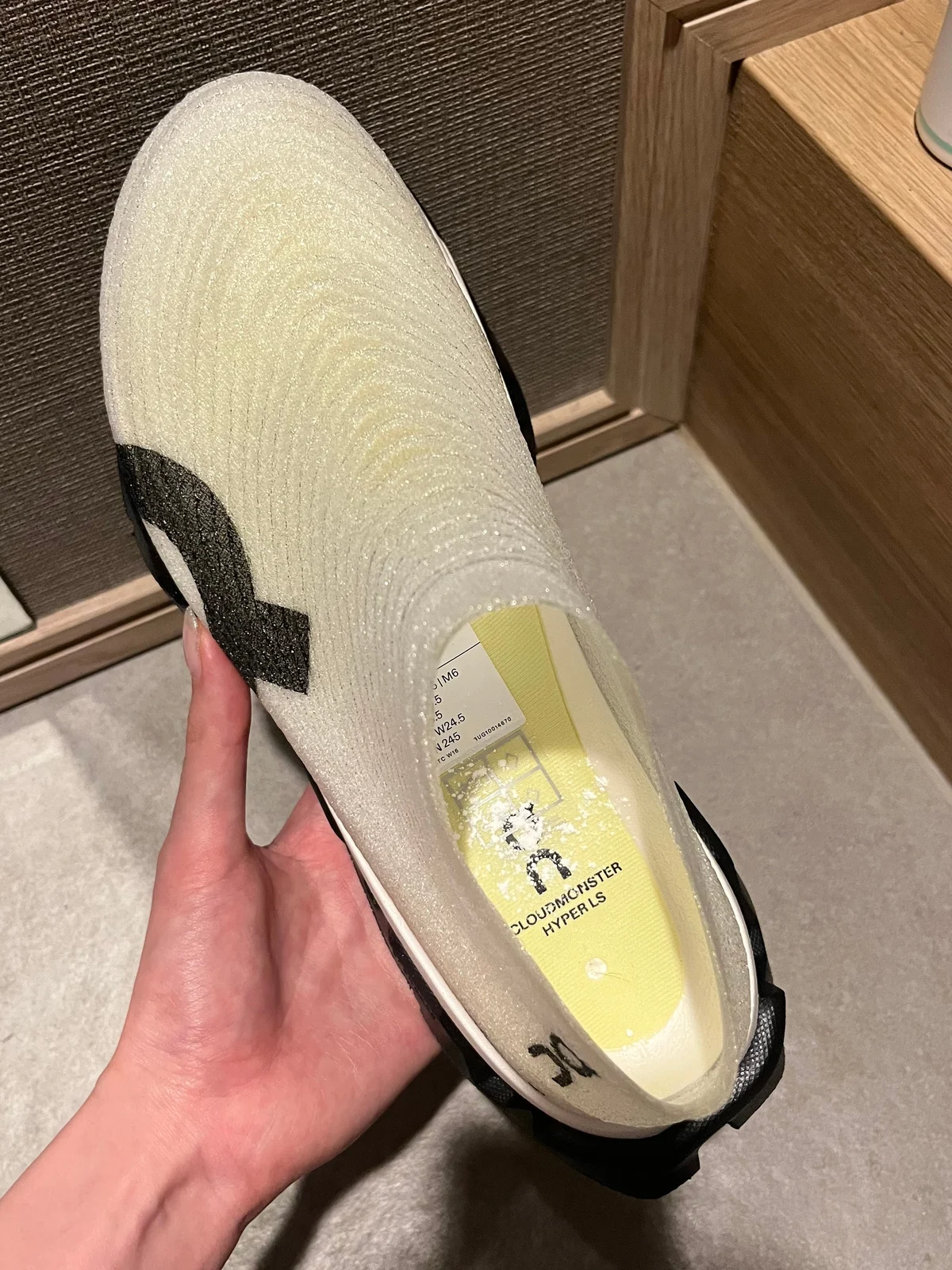 【体験レポ】もう足のニオイに悩まない!皮の画像_8