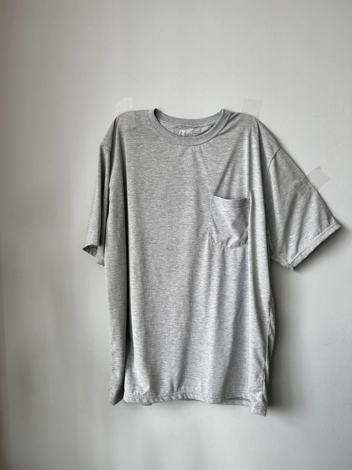 garbageのグレーのTシャツのブツ撮り