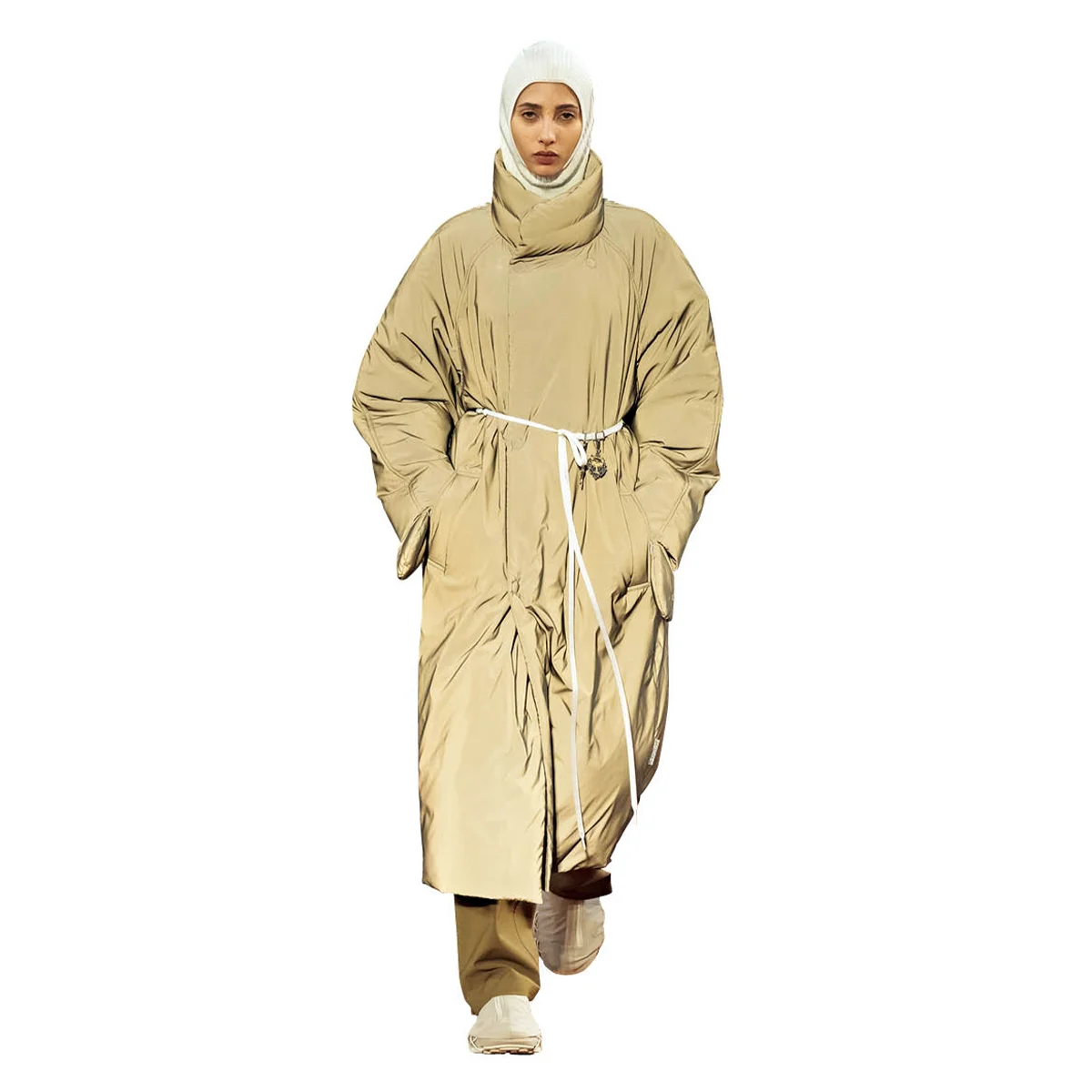 ラコステ　パフィーコート