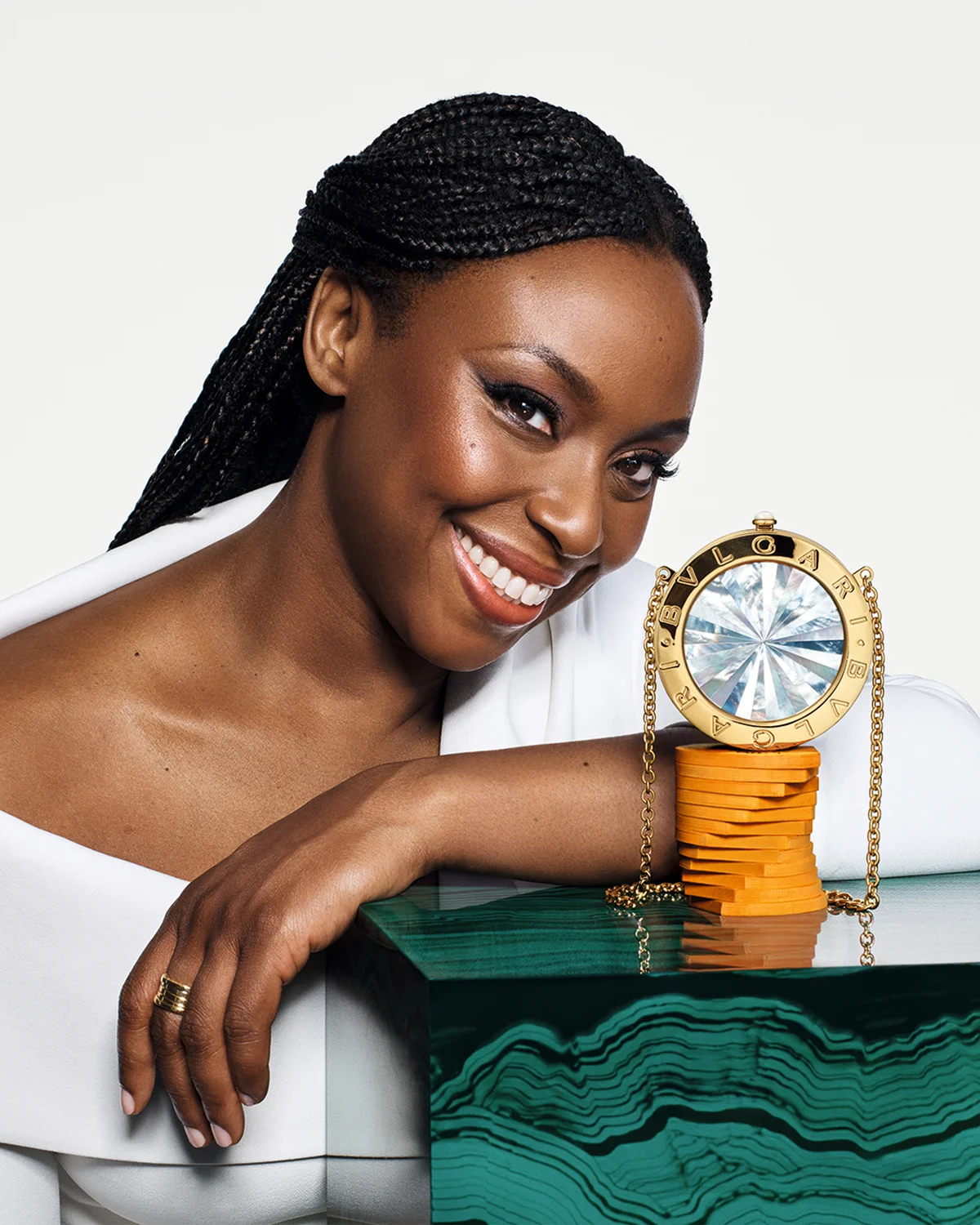 チママンダ・ンゴズィ・アディーチェ