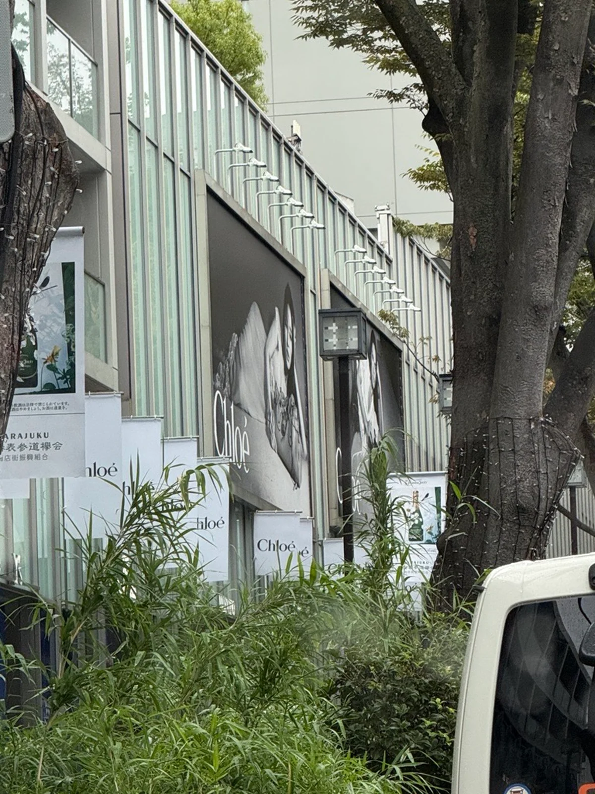 MEOVV ミヤオ　ANNA　アンナ　SPUR独占フォト　アンナの広告ビジュアル