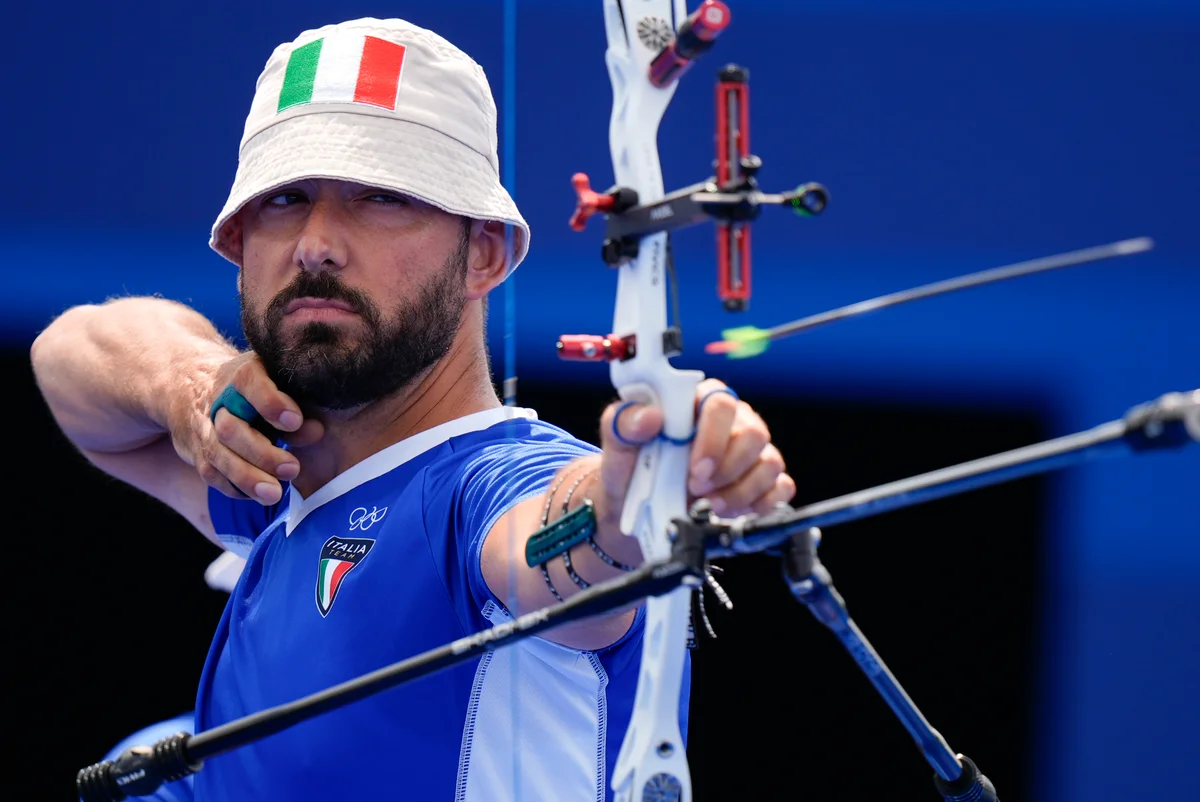 イタリアの射手マウロ・ネスポリ選手、「エの画像_1