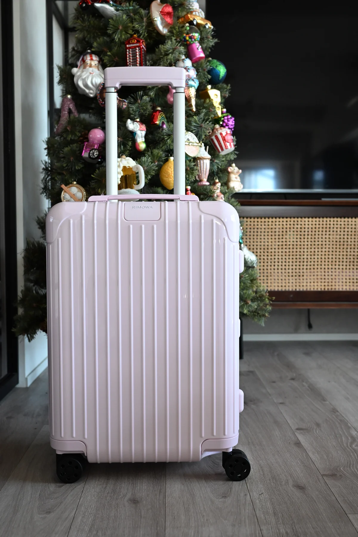 Essential キャビン