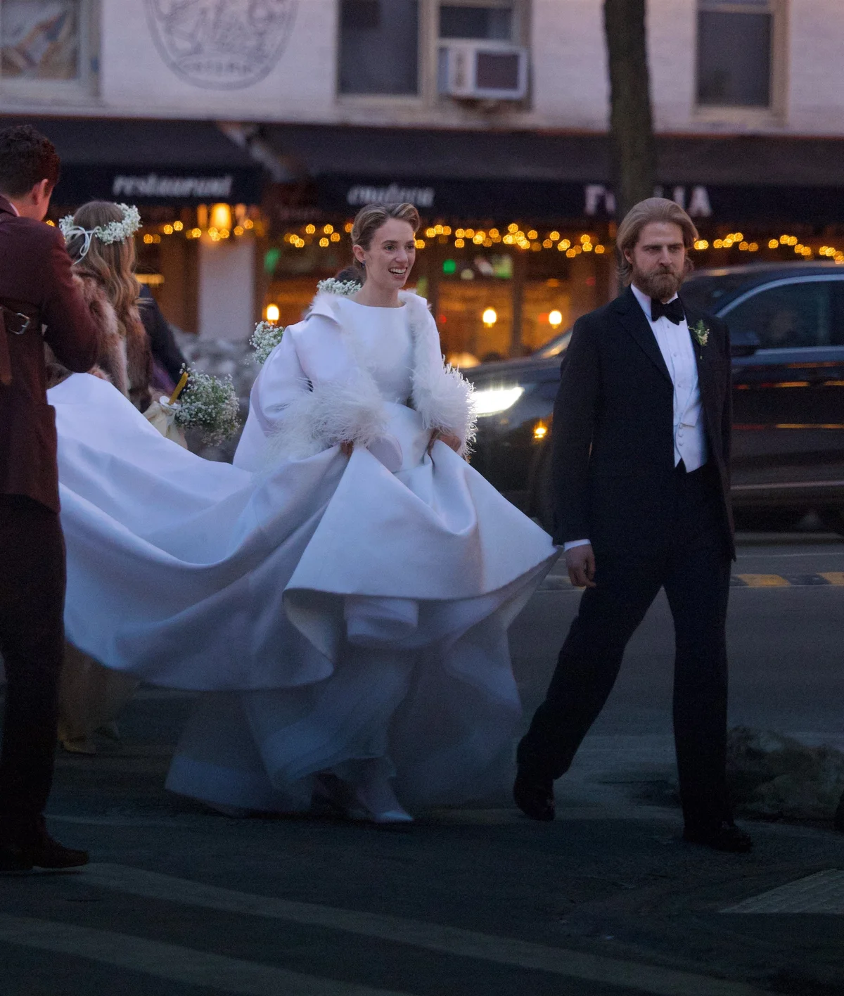 NYで結婚式を行ったマヤ・ホーク