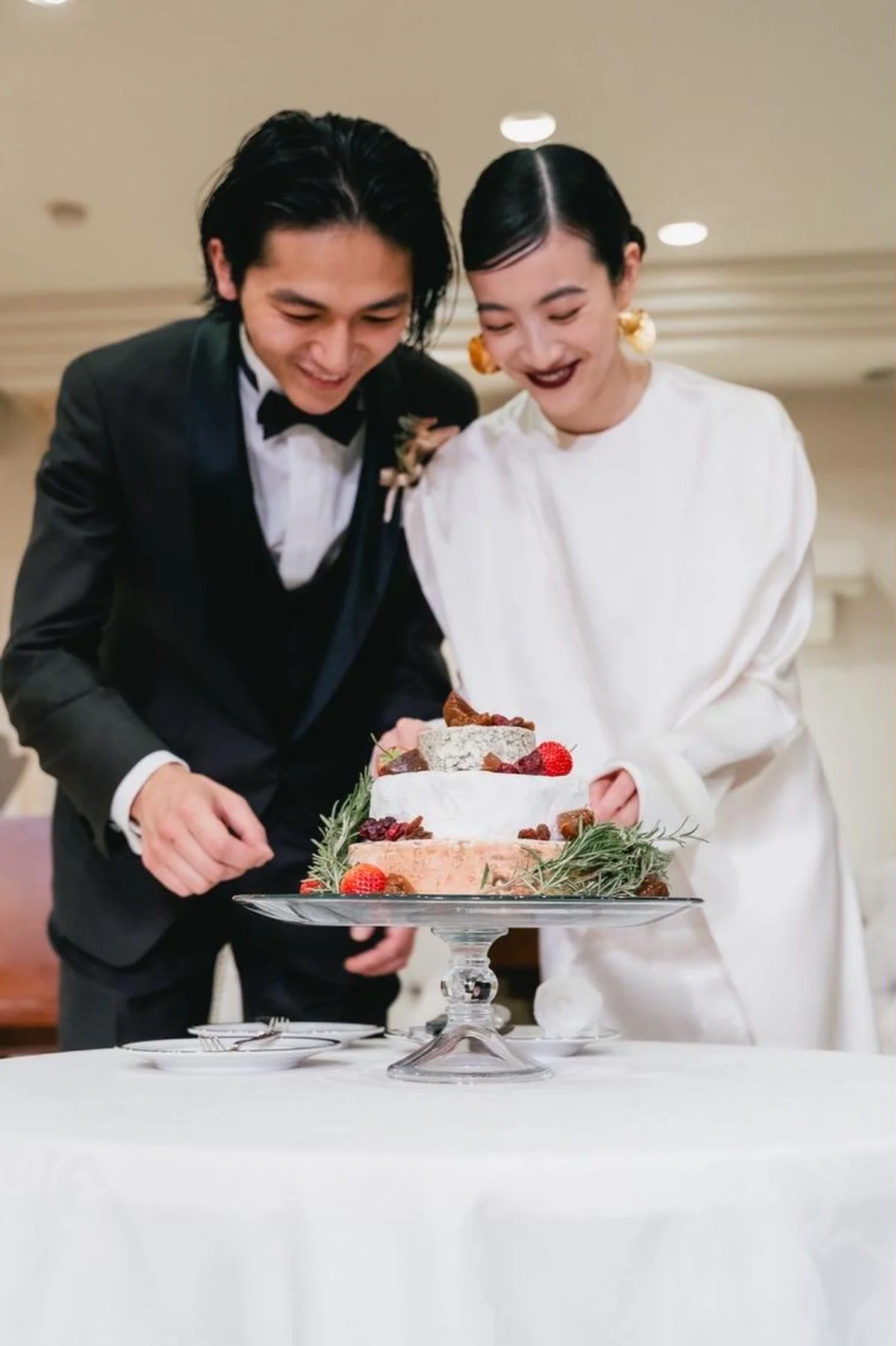 食事とワインのマリアージュを堪能。遠藤美のタイトルイメージ