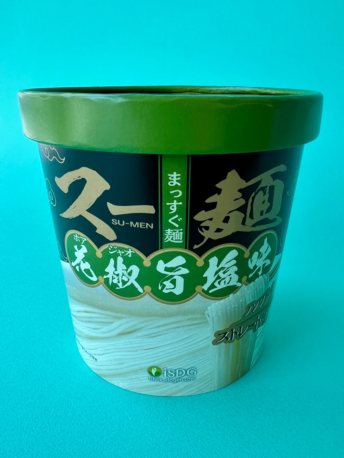 中華房 スー麺 花椒旨塩味のパッケージを正面から見たところ